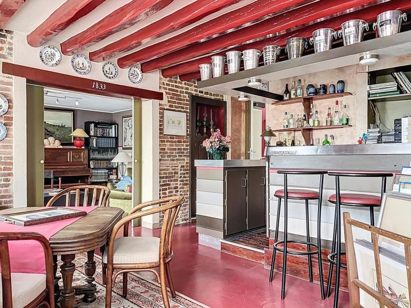 Propriété - 450 m² - 17 pièces