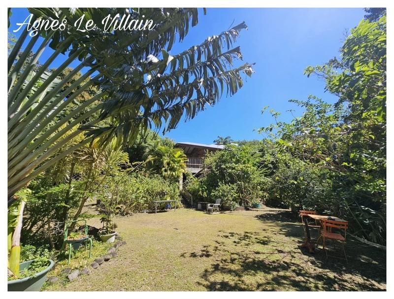 Propriété - 112 m² - 6 pièces