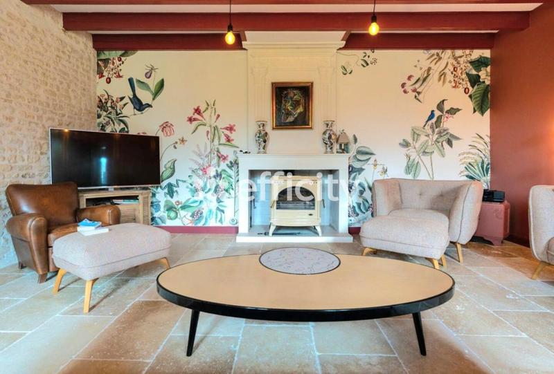 Maison - 310 m² - 11 pièces