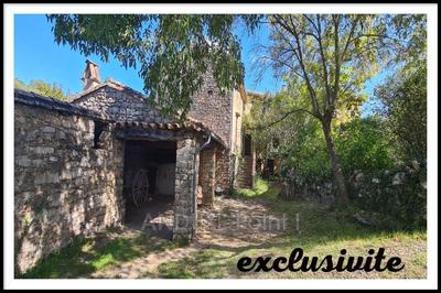 Maison - 337 m² - 14 pièces