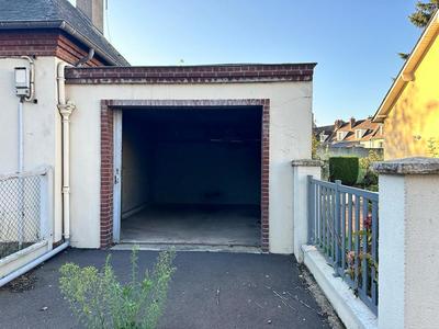 Parking / Garage - 18 m²