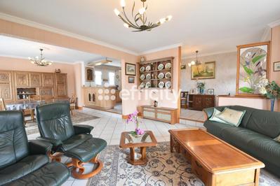 Villa - 150 m² - 7 pièces