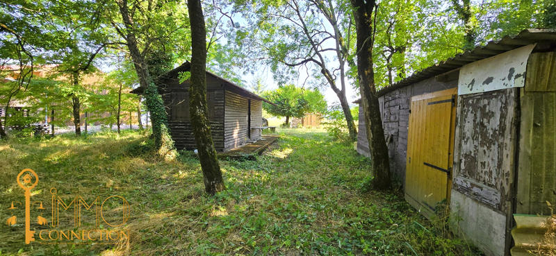 Terrain - 3 302 m²
