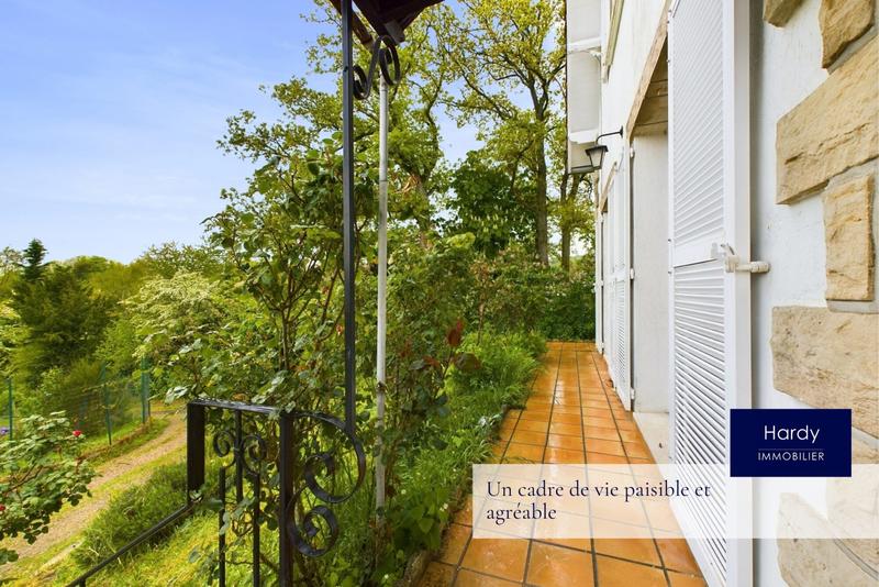 Maison - 162 m² - 6 pièces