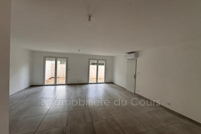 Villa - 90 m² - 4 pièces