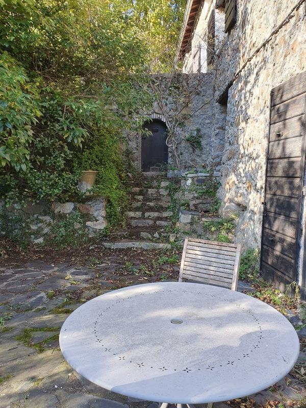 Maison - 240 m² - 6 pièces