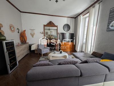 Maison - 374 m² - 14 pièces