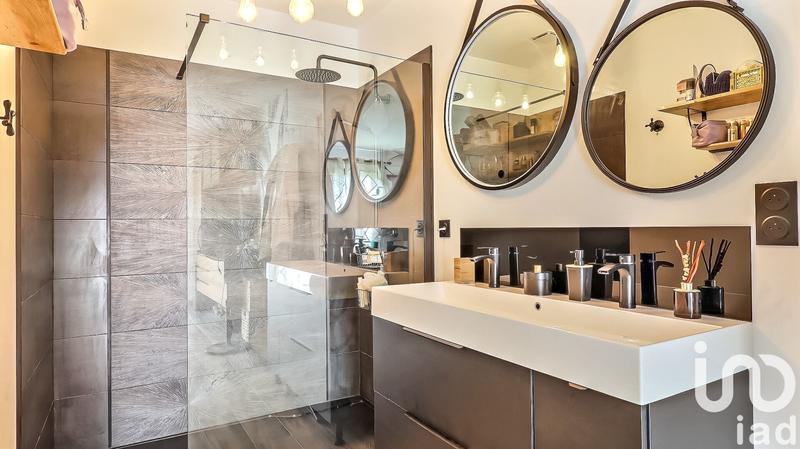 Maison - 130 m² - 4 pièces