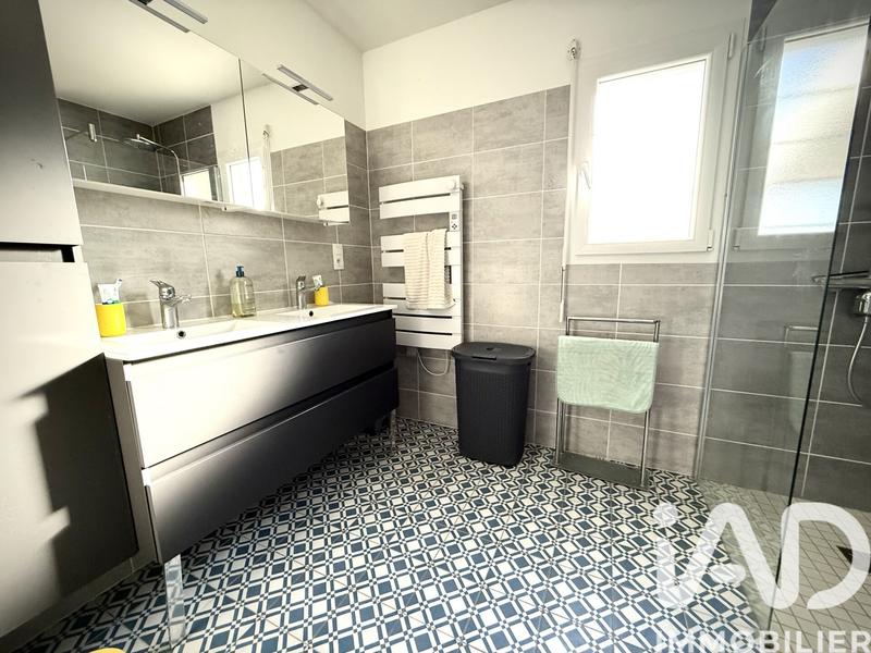 Maison - 121 m² - 6 pièces