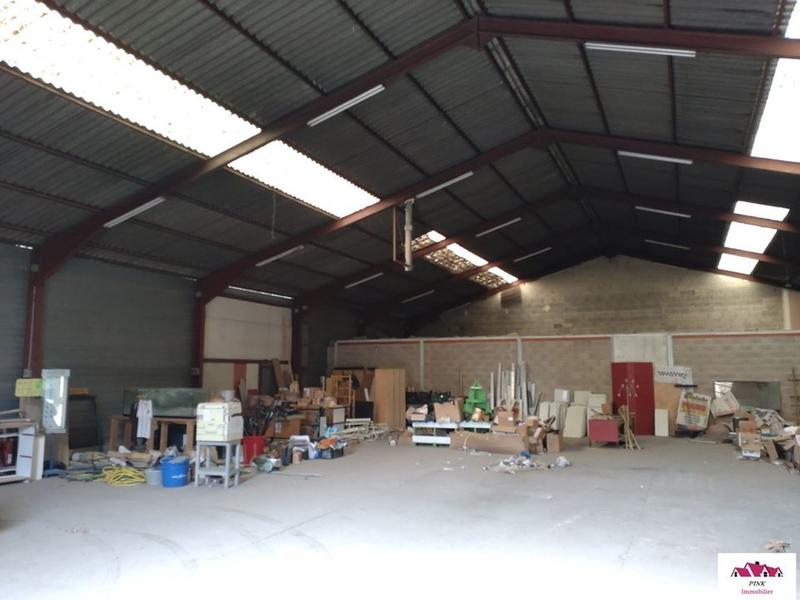 Local commercial - 1 300 m² - 1 pièce