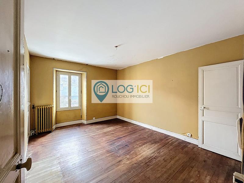 Maison - 205 m² - 8 pièces