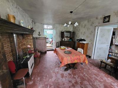 Maison - 90 m² - 6 pièces