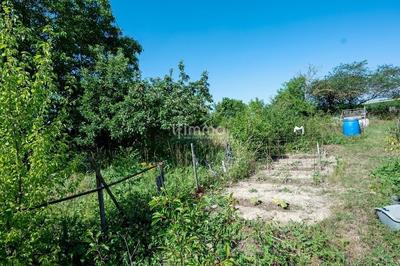 Terrain de loisirs - 2 550 m²