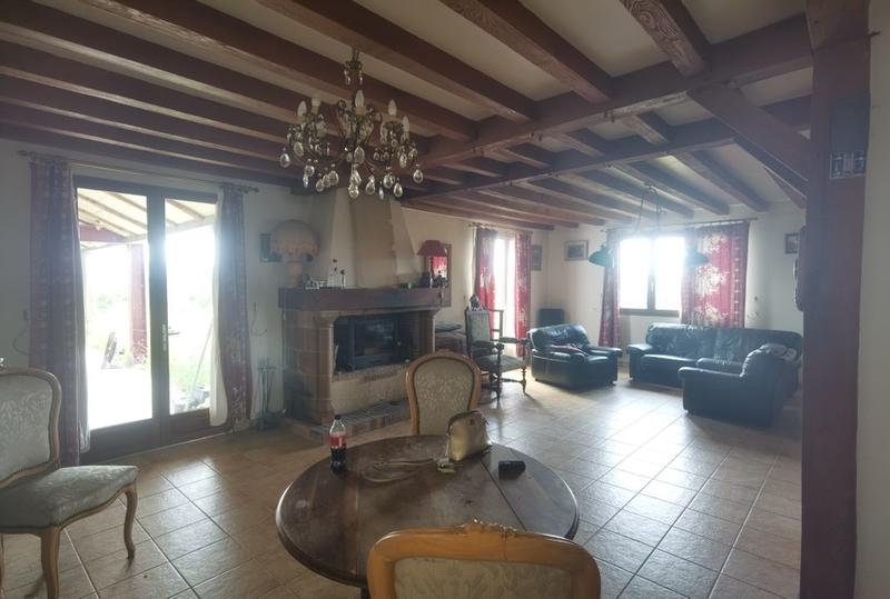 Maison - 166 m² - 8 pièces