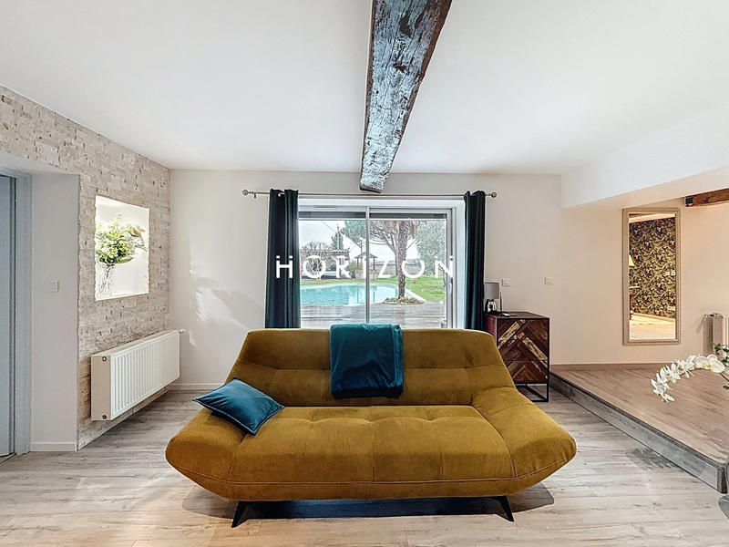 Maison ancienne - 195 m² - 7 pièces