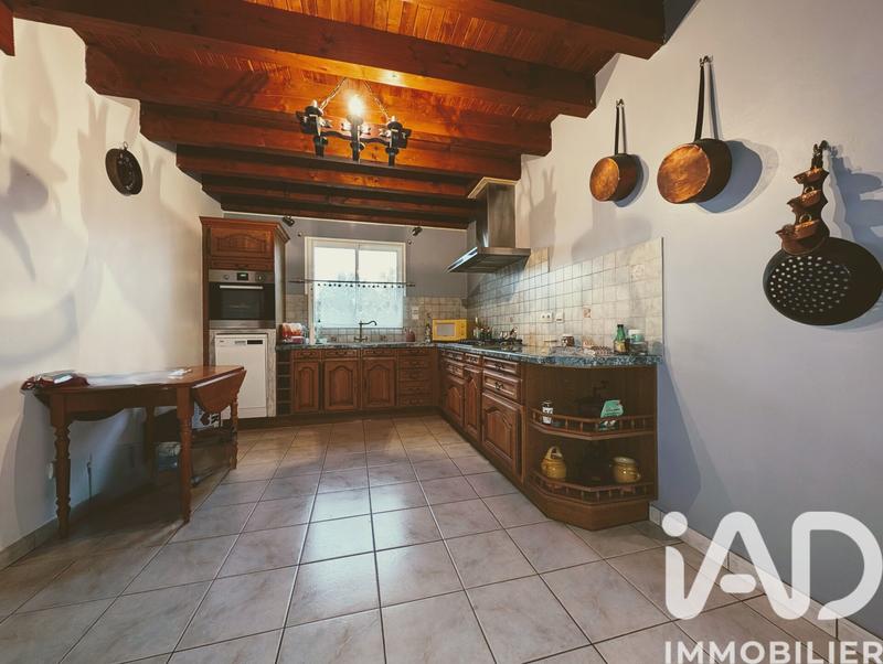 Maison - 186 m² - 6 pièces