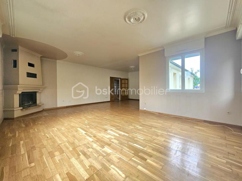 Maison - 155 m² - 8 pièces