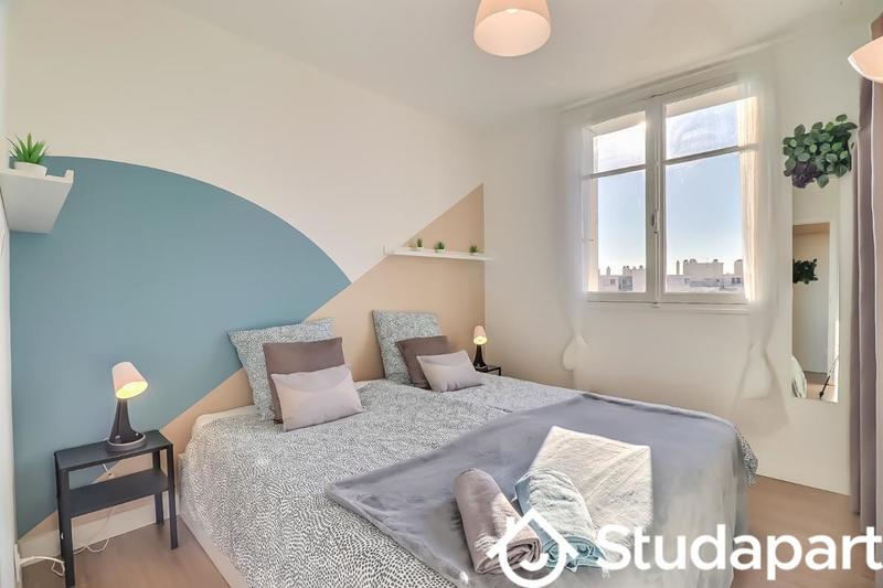 Chambre - 11 m² - 1 pièce