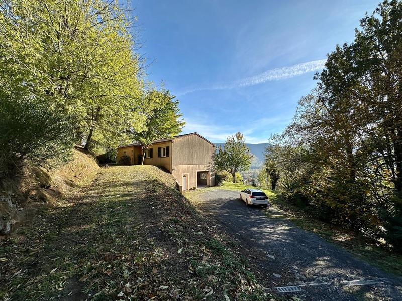 Maison - 125 m² - 5 pièces