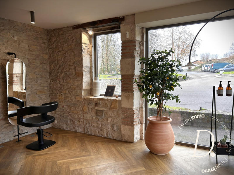 Local commercial - 120 m² - 4 pièces