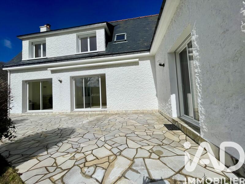 Maison - 173 m² - 6 pièces