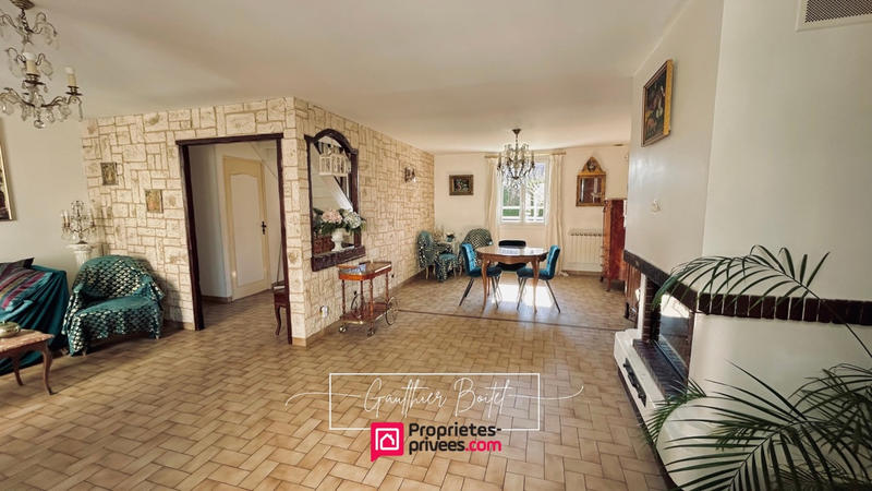 Maison - 152 m² - 7 pièces