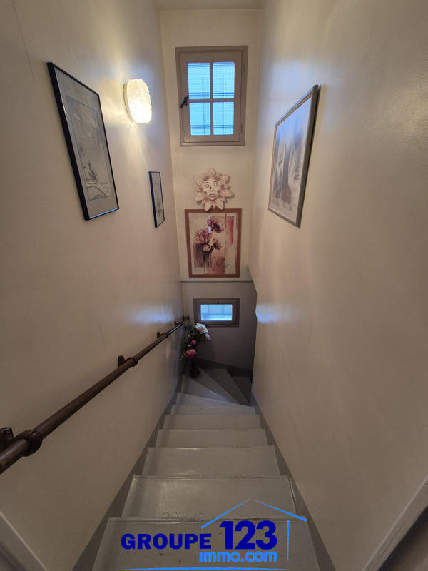 Maison - 93 m² - 4 pièces