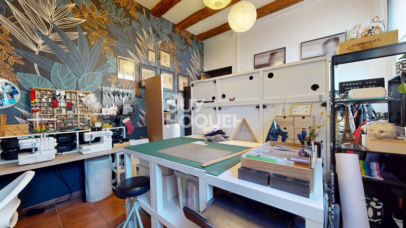 Demeure - 266 m² - 7 pièces