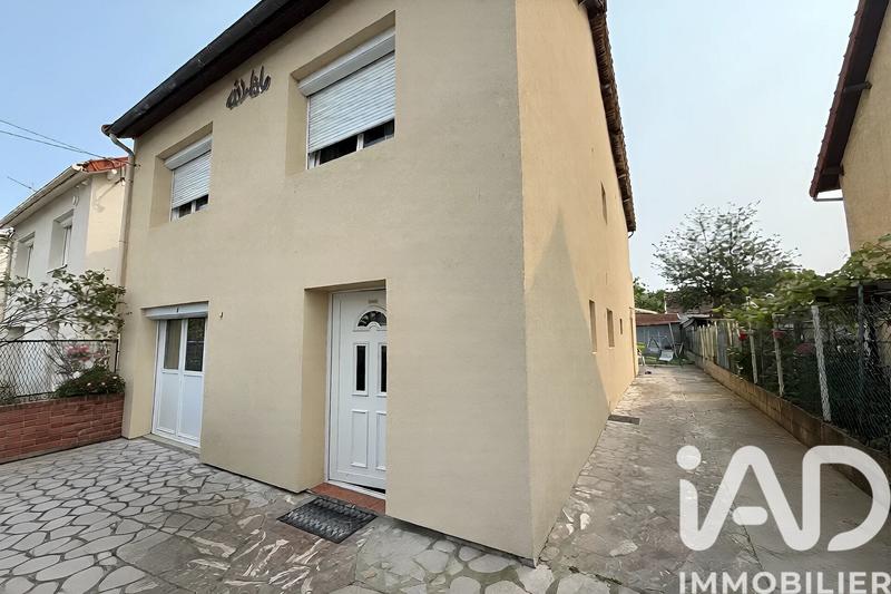 Maison - 175 m² - 12 pièces
