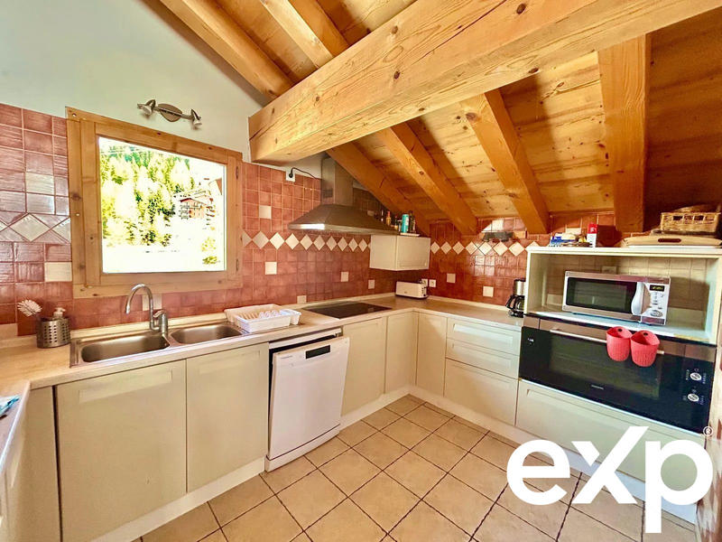 Châlet - 179 m² - 8 pièces