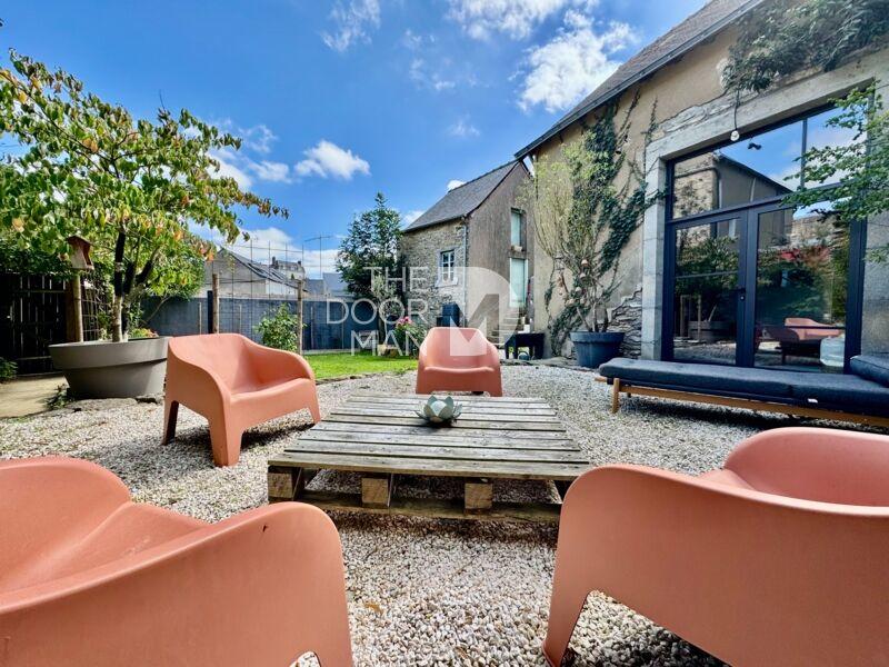 Maison - 160 m² - 6 pièces