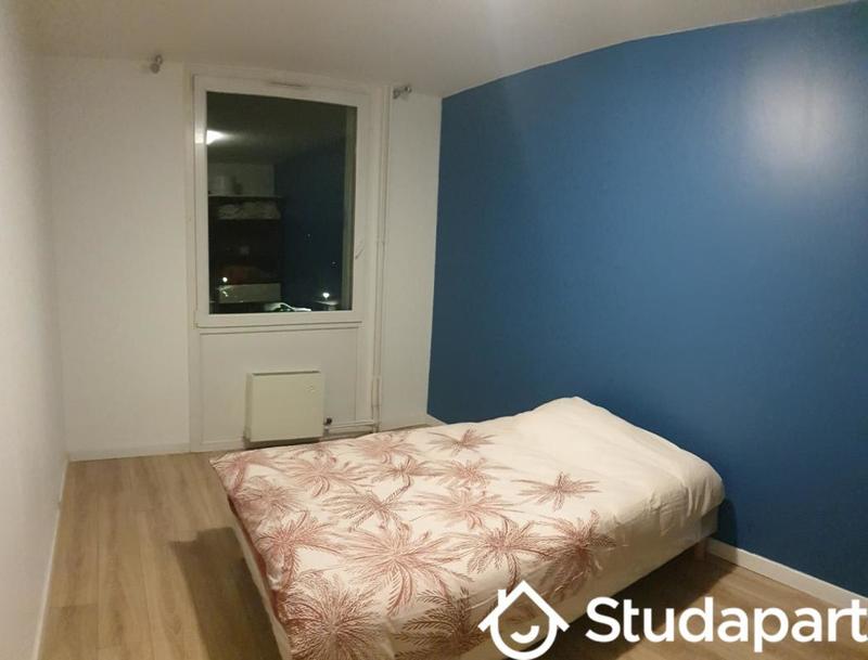 Chambre - 11 m² - 1 pièce