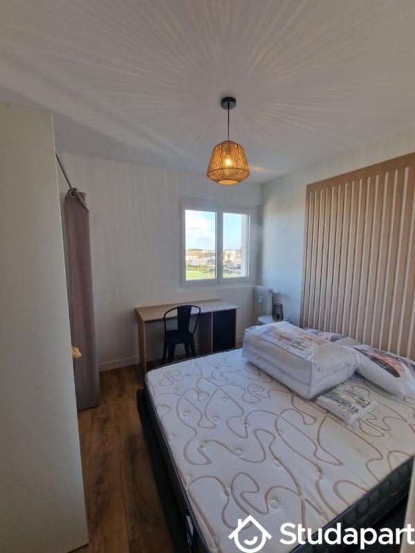 Chambre - 10 m² - 1 pièce