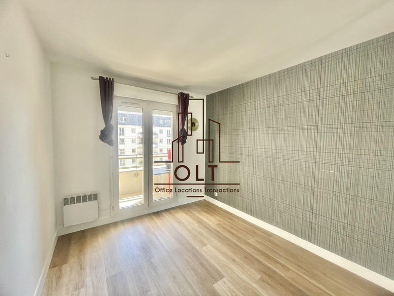 Appartement - 99 m² - 4 pièces