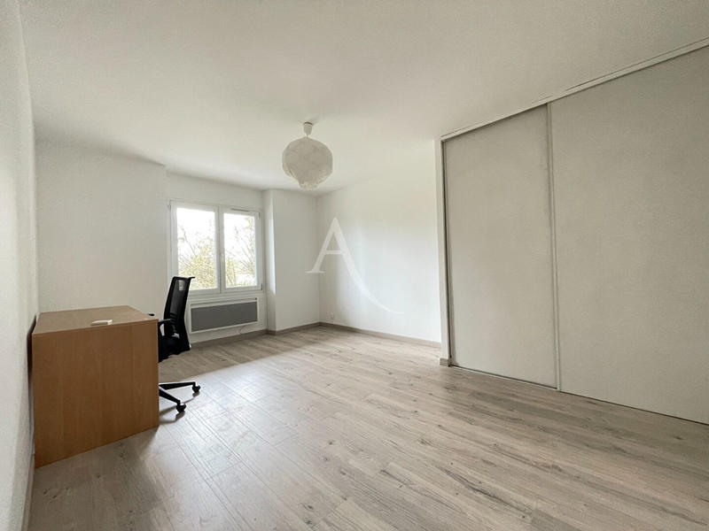 Appartement - 86 m² - 3 pièces