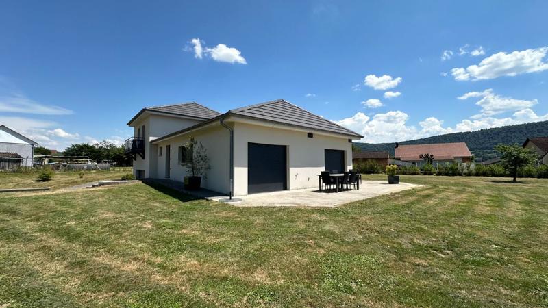 Maison - 135 m² - 6 pièces