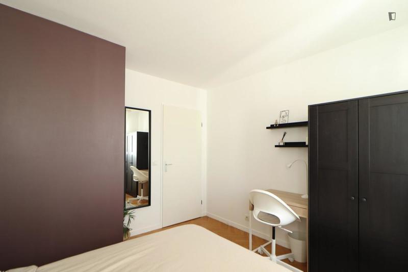 Chambre - 10 m² - 4 pièces
