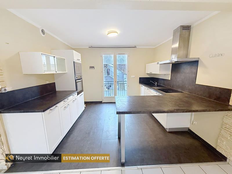 Maison - 109 m² - 6 pièces