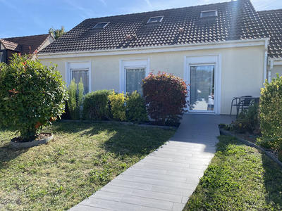 Maison - 106 m² - 6 pièces