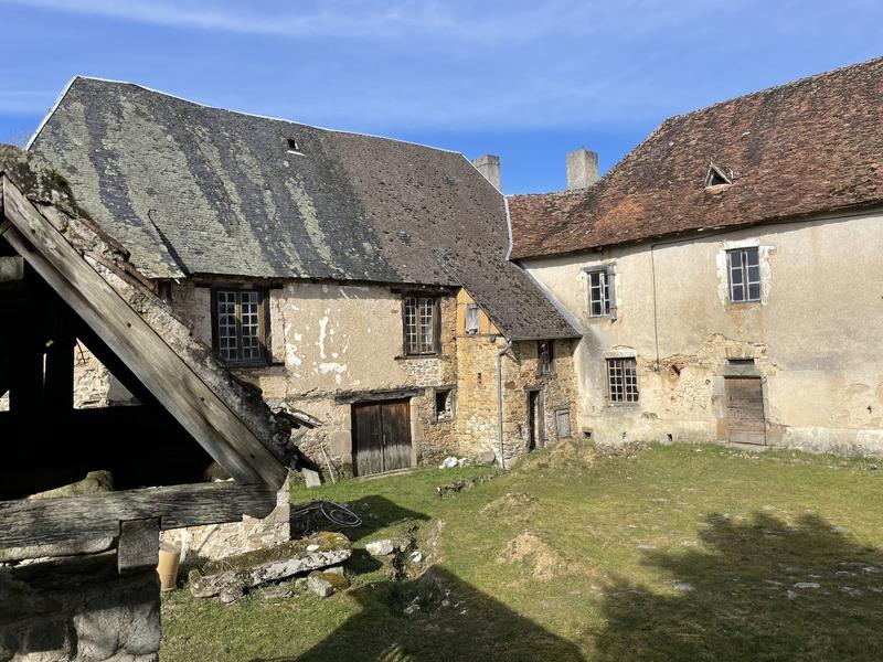 Maison - 398 m² - 11 pièces