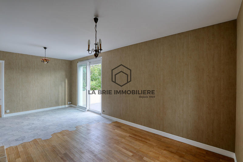 Maison - 91 m² - 5 pièces