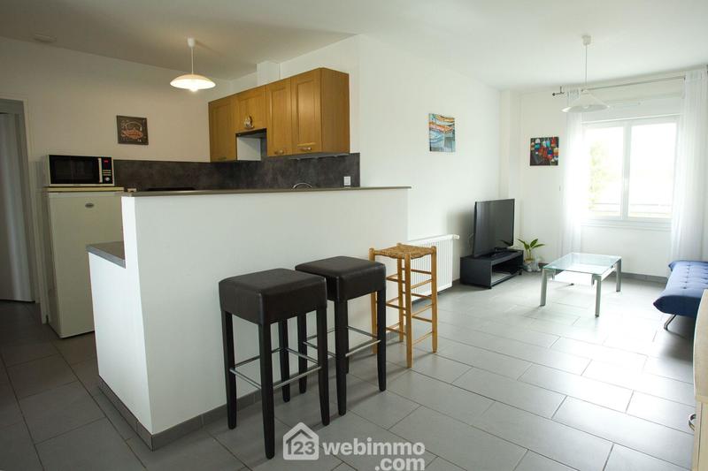 Maison - 239 m² - 11 pièces