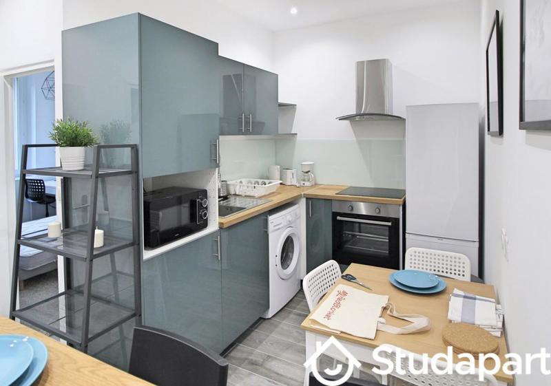 Chambre - 12 m² - 1 pièce