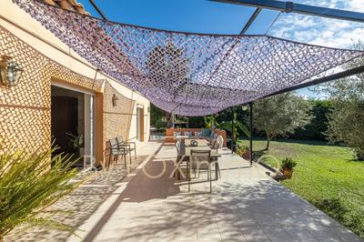 Maison - 330 m² - 9 pièces