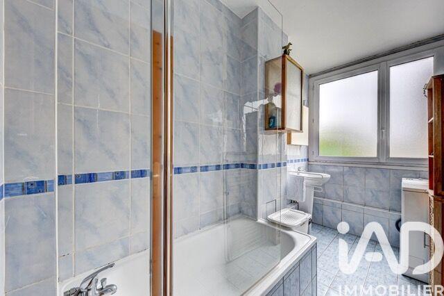 Appartement - 97 m² - 5 pièces