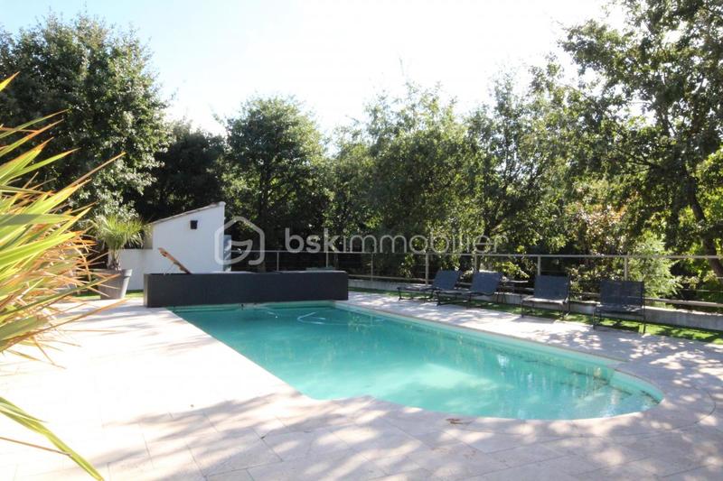 Maison d'architecte - 207 m² - 7 pièces