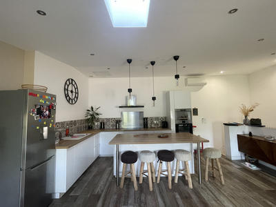 Appartement - 83 m² - 3 pièces