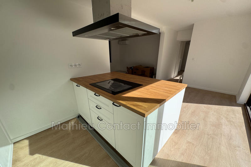 Maison - 99 m² - 5 pièces