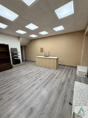 Local commercial - 61 m²