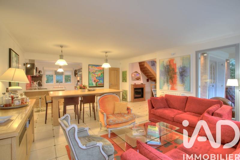 Maison - 145 m² - 6 pièces